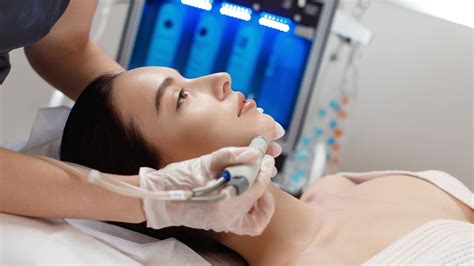 Hydrafacial temizleme Hydrafacial temizleme