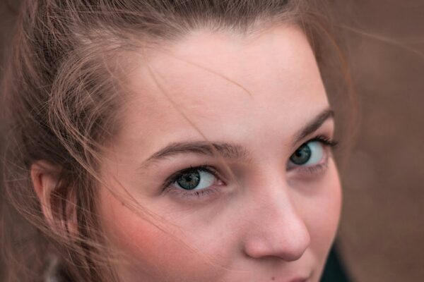 Hydrafacial Radyofrekans Başlığı: Cilt Sıkılaştırma Üzerindeki Etkileri Hydrafacial Radyofrekans Başlığı: Cilt Sıkılaştırma Üzerindeki Etkileri