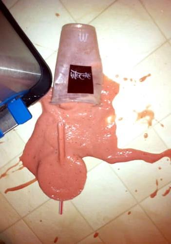 Accidental Smoothie Smackdown Scontro Accidentale di Smoothie