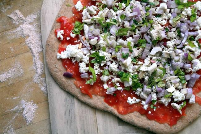 Impasto di pizza integrale fatto in casa
