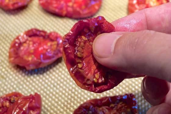 Come Preparare i Pomodori Essiccati al Forno
