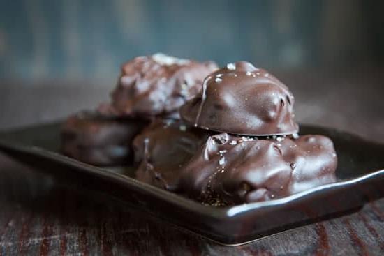 Il Caveau Non Elaborato di Ottobre: Giorno 31 6 Cioccolatini al Torrone di Arachidi e Sciroppo d'Acero