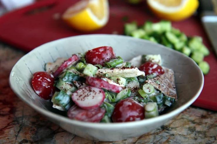 Tre Antiche Spezie per Ispirare la Tua Cucina Moderna 6 Fattoush con Sumac