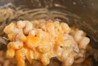 One Pot Mac Queso