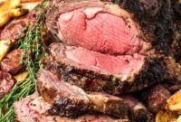 Juicy Prime Rib with Rich Au Jus
