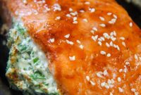Creamy Spinach-Stuffed Salmon