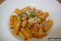 Bold Spicy Chicken Rigatoni