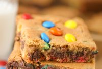 MMs Chocolate Chip Cookie Bars