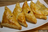 Guava Cheese Dream Puffs