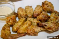 Crispy Garlic Parm Wings