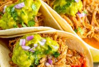 Easy Crockpot Shredded Chicken Tacos