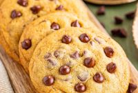 Mrs Fields Signature Chocolate Chip Cookies