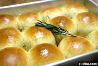 Fragrant Rosemary Garlic Buns