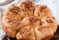 Irresistible Garlic Parmesan Rolls