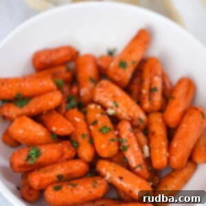 Honey-Glazed Air Fryer Carrots 2 Close-up of golden brown air fryer honey carrots, perfectly caramelized and ready to serve.